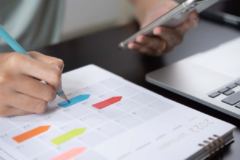 Plans For The Next Year: How To Organize Your Goals