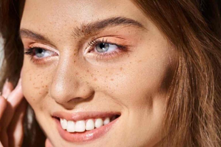 Ways to Naturally Enhance Your Best Facial Features