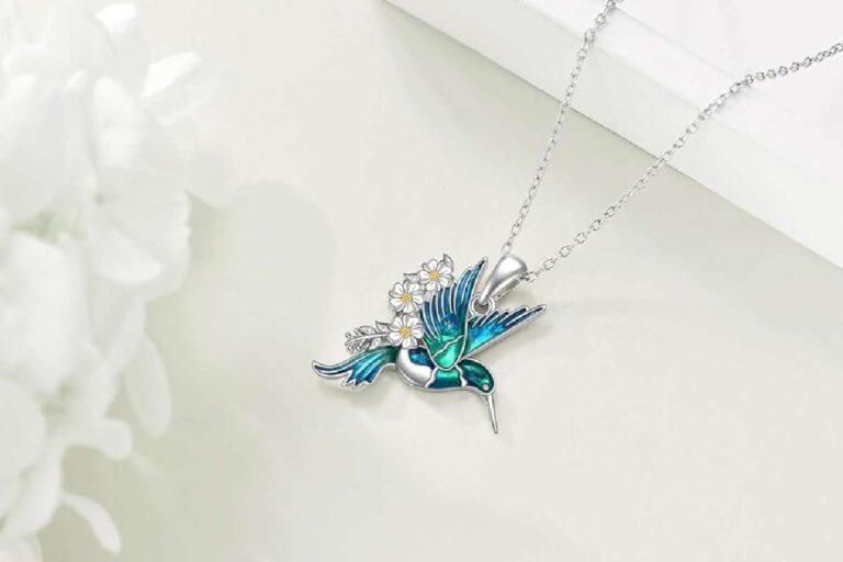 Discover the Best CaratLane Necklaces in 2025